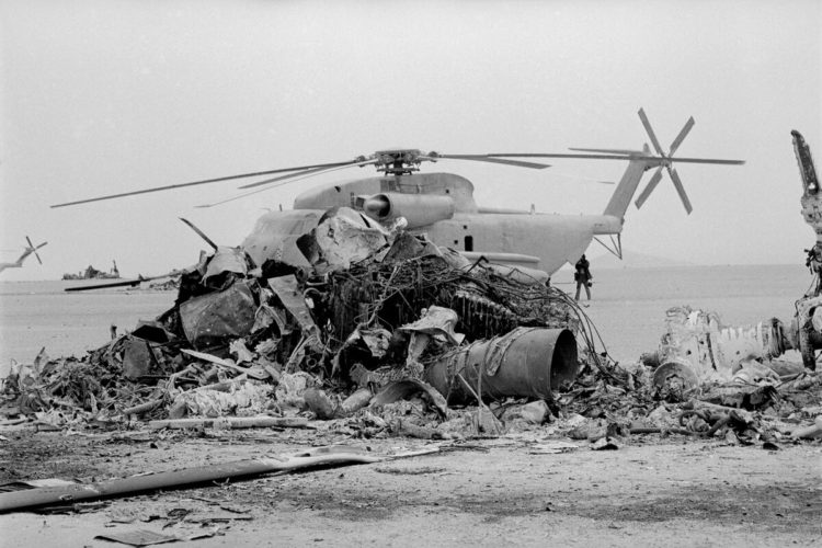Picture of the aftermath of Operation Eagle Claw
